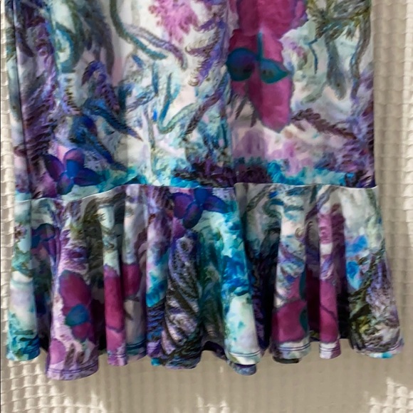 Dress - Picture 2 of 6